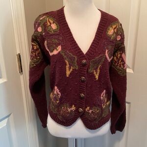 Vintage Women’s Large 90s Maroon Embroidered Floral Cropped Sweater